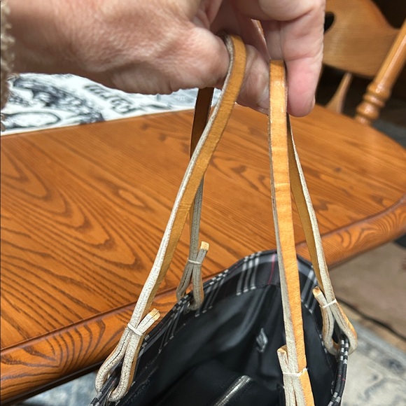 Plaid Tote Bag with Tan Handles - Picture 8 of 11